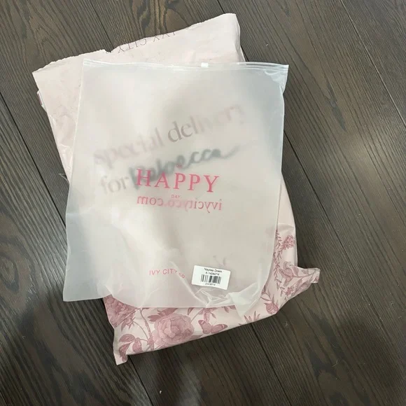 Ivy City Co Naples Dress - Picture 8 of 8